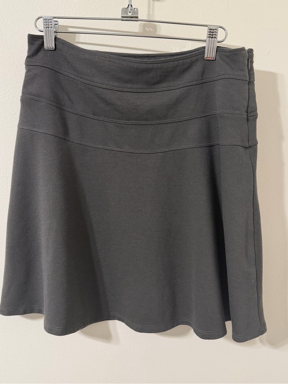 Athleta Gray A-Line Skirt Size 8